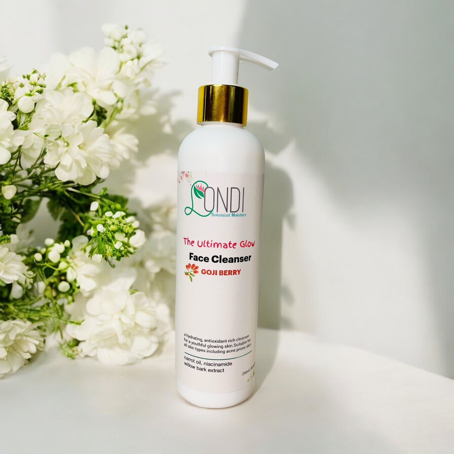 THE ULTIMATE GLOW - FACE CLEANSER (250ml)